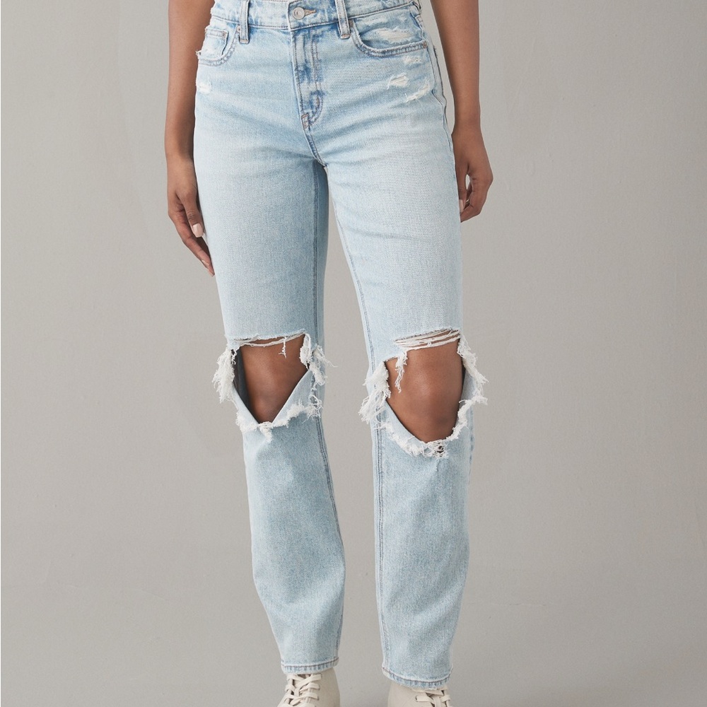 American Eagle Ripped Mom Jeans